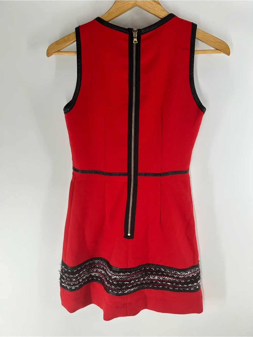Milly Red Sleeveless Sheath Dress with Black Lace Insets - Picture 2 of 5